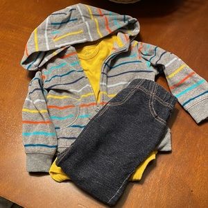 Carter’s 3 Piece Outfit